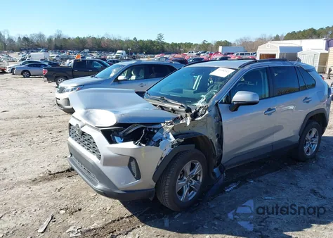 2022 Toyota Rav4 Xle z USA, uszkodzony, nr VIN 2T3P1RFV3NW300041